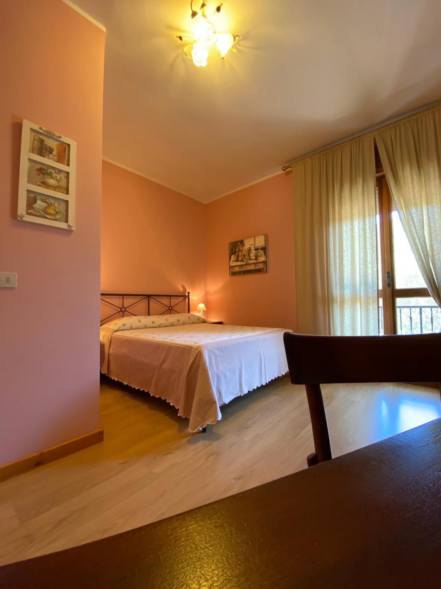 Sogni E Colori Bed & Breakfast Villanova d'Albenga Room photo